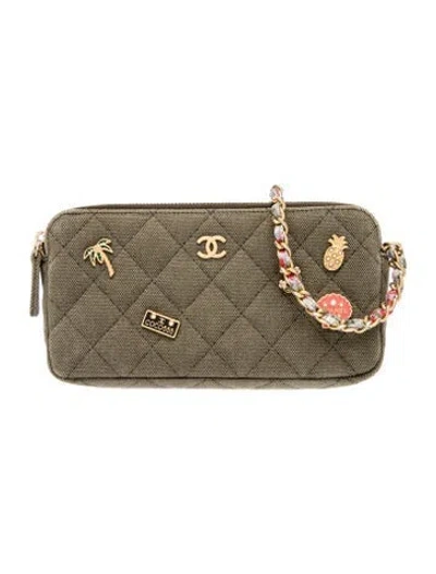 Pre-owned Chanel Paris-cuba Classics In Fabrics Clutch W/ Chain In Green