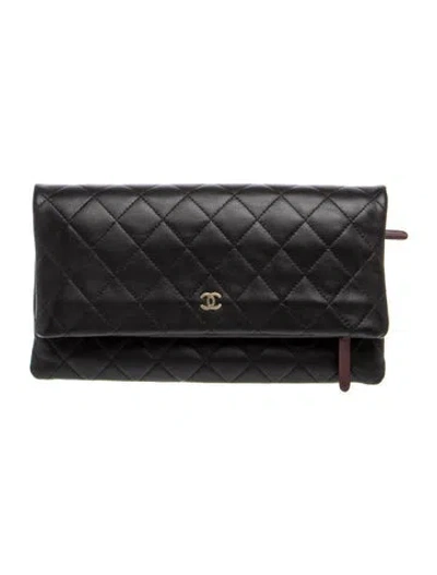 Pre-owned Chanel Paris-dubai Beauty Cc Foldover Clutch In Black