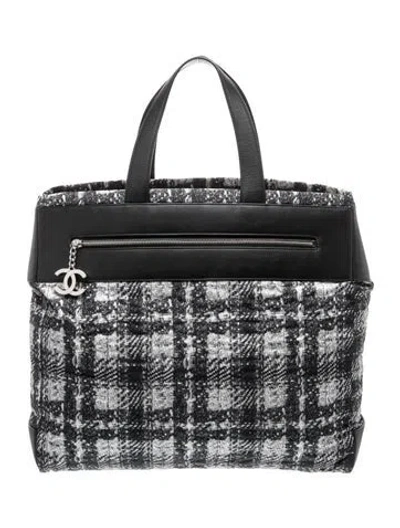 Pre-owned Chanel Paris-edinburgh Tweed Print Tote In Gray