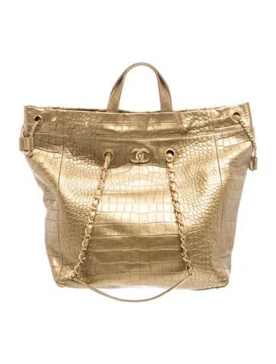 Pre-owned Chanel Paris-new York Large Coco Croc Embossed Tote In Neutral