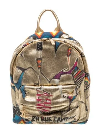 Pre-owned Chanel Paris-new York Street Spirit Backpack In Gold/metallic