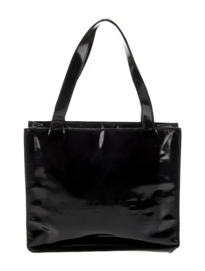 Pre-owned Chanel Patent Cc Tote In Black