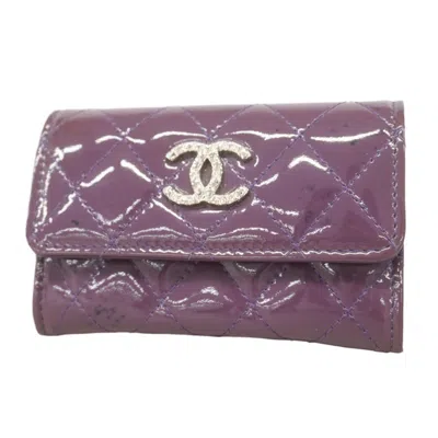 Pre-owned Chanel Patent Leather Card Case () In Purple