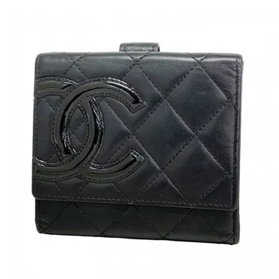 Pre-owned Chanel Patent Leather Leather Wallet (bi-fold) () In Black