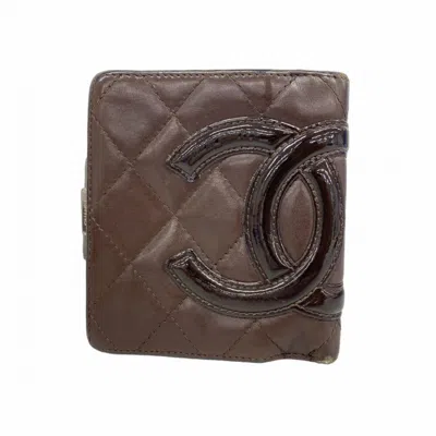 Pre-owned Chanel Patent Leather Leather Wallet (bi-fold) () In Brown