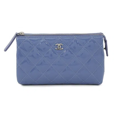 Pre-owned Chanel Patent Leather Pouch () In Blue