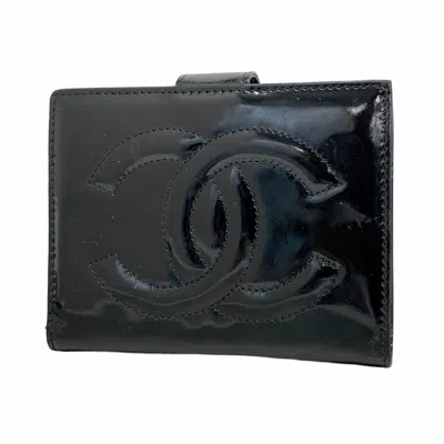 Pre-owned Chanel Patent Leather Wallet (bi-fold) () In Black