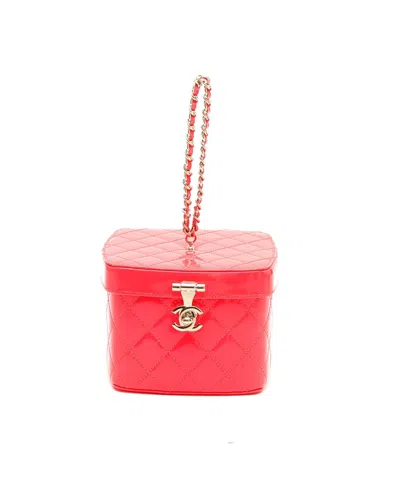 Chanel Patent Vanity Chain Bag In Red