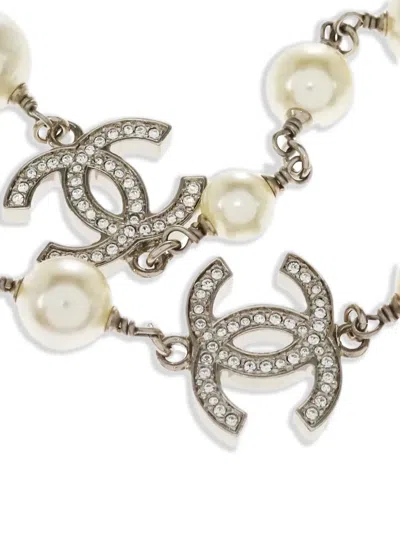 Pre-owned Chanel Pearl And Logo Pendant Necklace