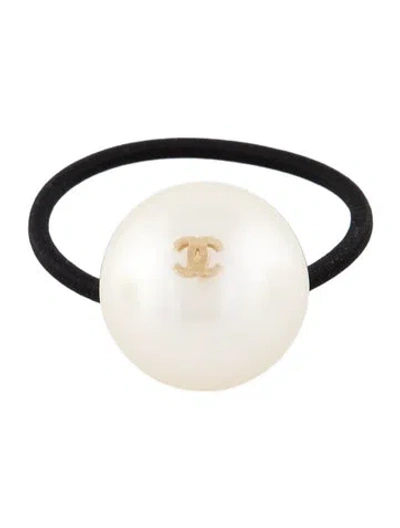 Pre-owned Chanel Pearl Cc Hair Tie In Black