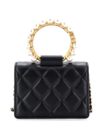 Pre-owned Chanel Pearl Crown With Chain Quilted Lambskin Clutch Bag In Black