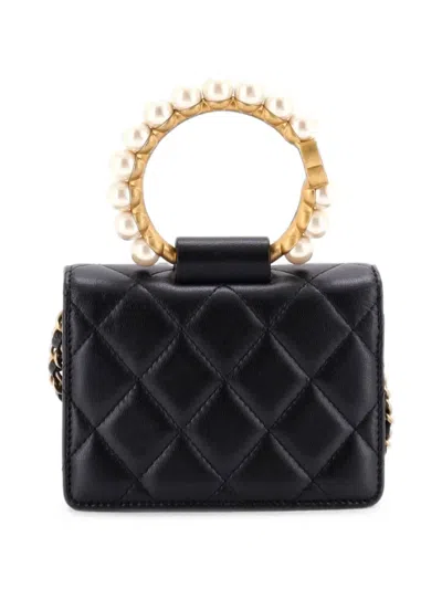 Pre-owned Chanel Pearl Crown With Chain Quilted Lambskin Clutch Bag In Black