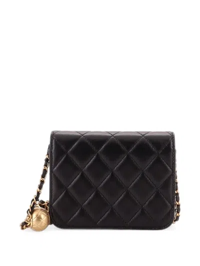 Pre-owned Chanel Pearl Crush Flap Clutch With Chain Quilted Lambskin Mini Crossbody Bag In 黑色