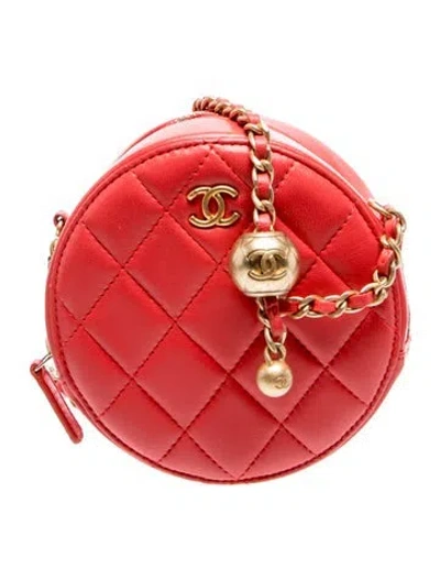 Pre-owned Chanel Pearl Crush Round Clutch W/chain In Red