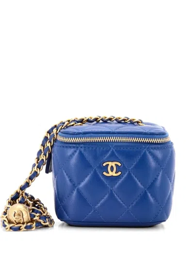 Pre-owned Chanel Pearl Crush Vanity Case With Chain Quilted Lambskin Mini Clutch Bag In Blue