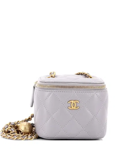 Pre-owned Chanel Pearl Crush Vanity Case With Chain Quilted Lambskin Mini Clutch Bag In Gray