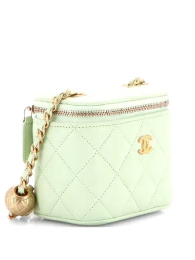 Pre-owned Chanel Pearl Crush Vanity Case With Chain Quilted Lambskin Mini Clutch Bag In Green