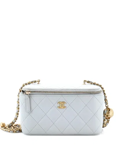 Pre-owned Chanel Pearl Crush Vanity Case With Chain Quilted Lambskin Small Clutch Bag In Gray
