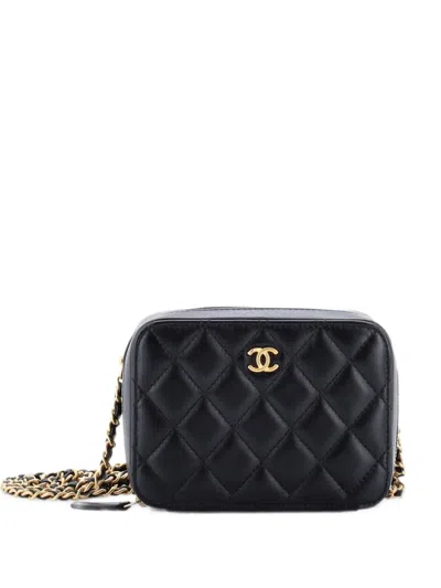 Pre-owned Chanel Pearl Crush Zip Around Vanity Case With Chain Quilted Lambskin Mini Clutch Bag In Black