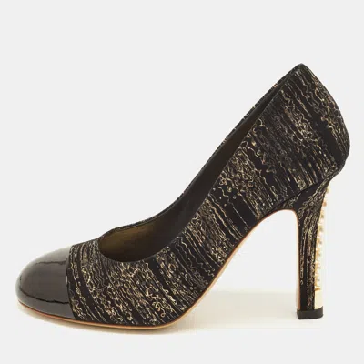 Pre-owned Chanel Pearl Embellished Size 38 Black/gold Metallic Suede And Patent Leather Cap Toe Pumps
