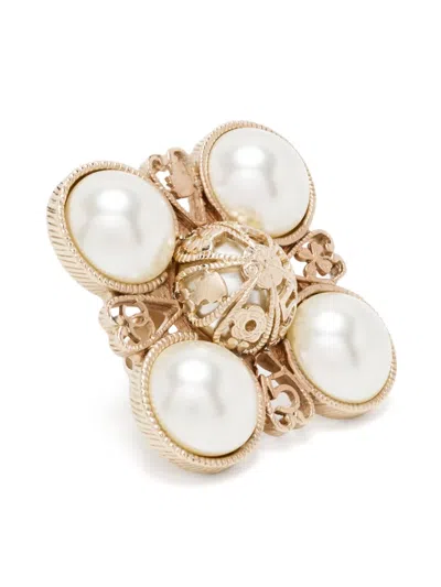 Pre-owned Chanel Pearls Ring