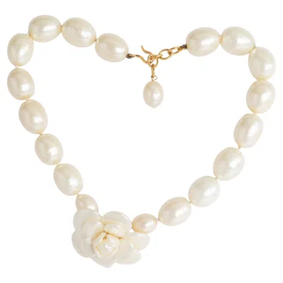 Pre-owned Chanel Pearly White 98p Camellia Imitation Pearl Choker Necklace