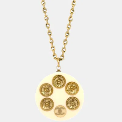 Pre-owned Chanel Pendant Necklace Gold White