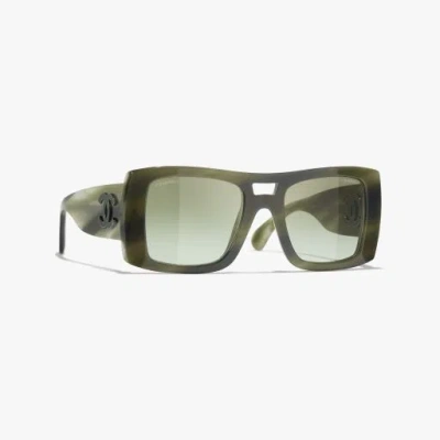 Chanel Pilot Sunglasses In Green