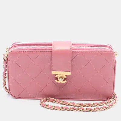 Pre-owned Chanel Pink Cc Quilted Calfskin Double Zip Clutch With Chain