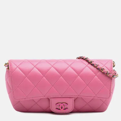 Pre-owned Chanel Pink Cc Quilted Lambskin Sunglasses Case With Chain