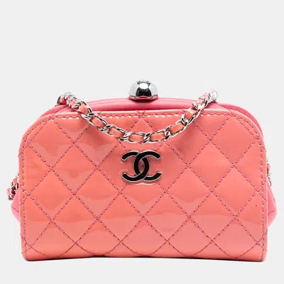 Pre-owned Chanel Pink Cc Quilted Patent Frame Clutch With Chain