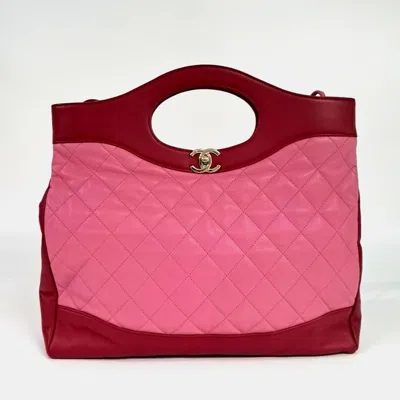 Pre-owned Chanel Pink Leather 31 Shopping Bag