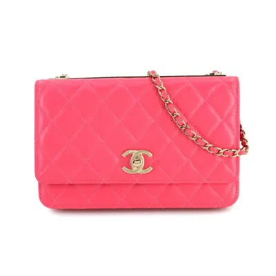 Pre-owned Chanel Pink Leather Chain/shoulder Wallet ()