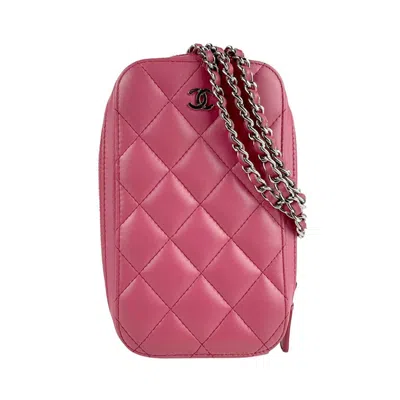Pre-owned Chanel Pink Leather Pouch Shoulder Bag ()