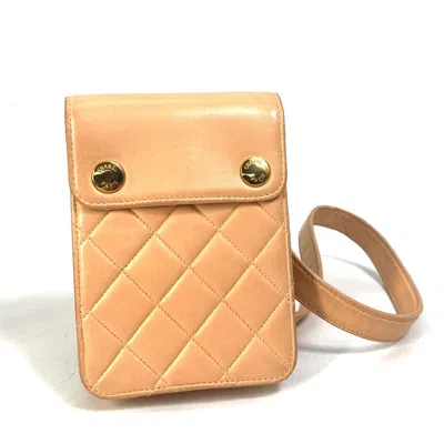 Pre-owned Chanel Pink Leather Shoulder Bag ()