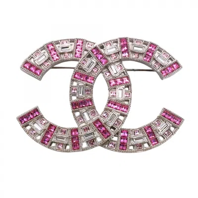 Pre-owned Chanel Pink Metal Brooch () In Multi