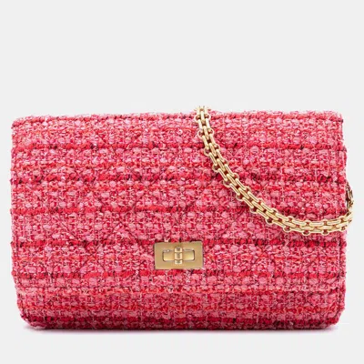 Pre-owned Chanel Pink Quilted Tweed Reissue 2.55 Wallet On Chain