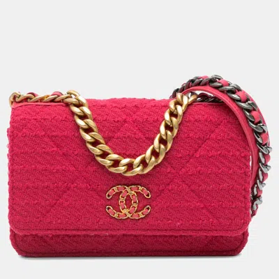 Pre-owned Chanel Pink Tweed 19 Wallet On Chain