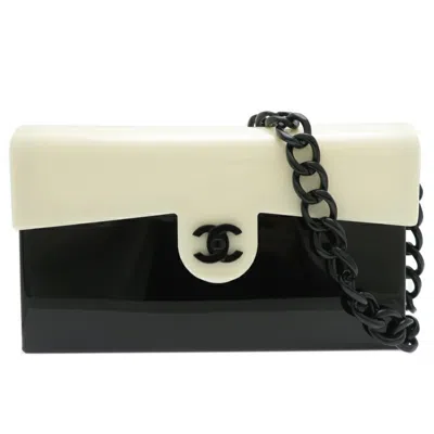 Pre-owned Chanel Plastic Shoulder Bag () In Black