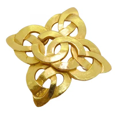 Pre-owned Chanel Plating Brooch () In Gold