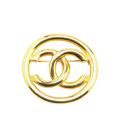 Pre-owned Chanel Plating Brooch () In Gold
