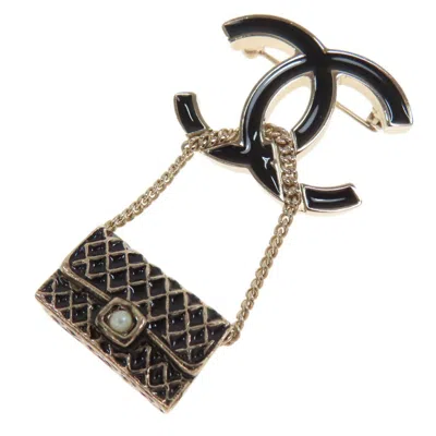 Pre-owned Chanel Plating Brooch () In Gold