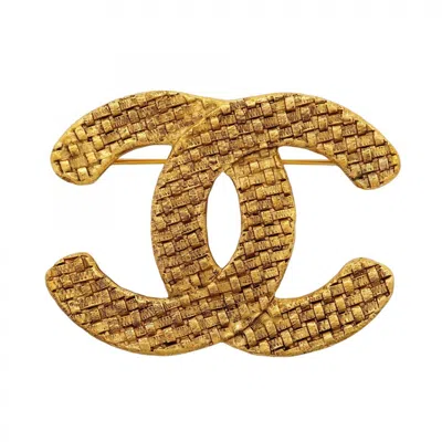 Pre-owned Chanel Plating Brooch () In Gold