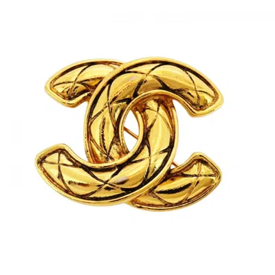 Pre-owned Chanel Plating Brooch () In Gold