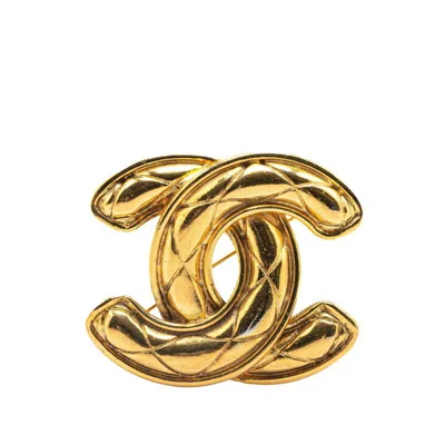 Pre-owned Chanel Plating Brooch () In Gold