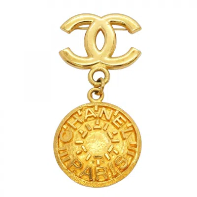 Pre-owned Chanel Plating Brooch () In Gold
