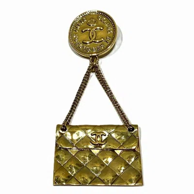 Pre-owned Chanel Plating Brooch () In Gold