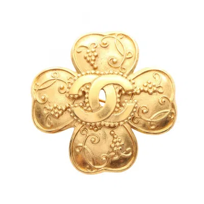 Pre-owned Chanel Plating Brooch () In Gold