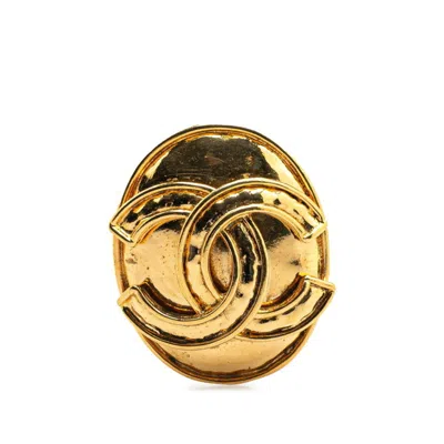 Pre-owned Chanel Plating Brooch () In Gold
