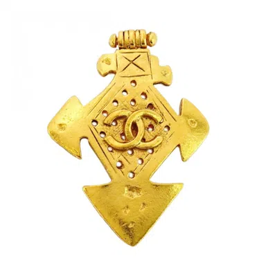 Pre-owned Chanel Plating Brooch () In Gold